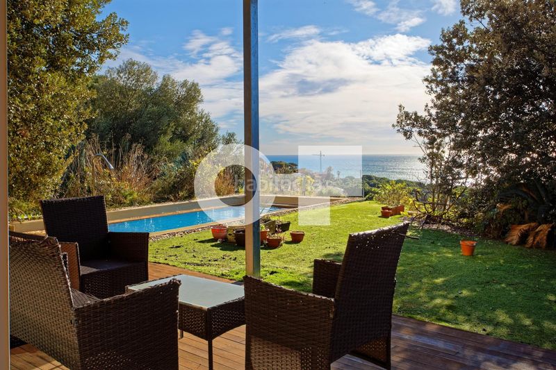 Foto 818c0345-b9d9-4d0b-a66f-1611e2474847. Xalet amb calefacció aparcament piscina a Teià