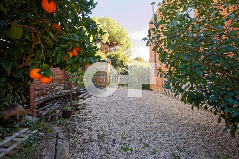 Foto f7afe553-ee17-4d7b-a0e7-40b8b33161a7. Xalet amb calefacció aparcament piscina a Teià