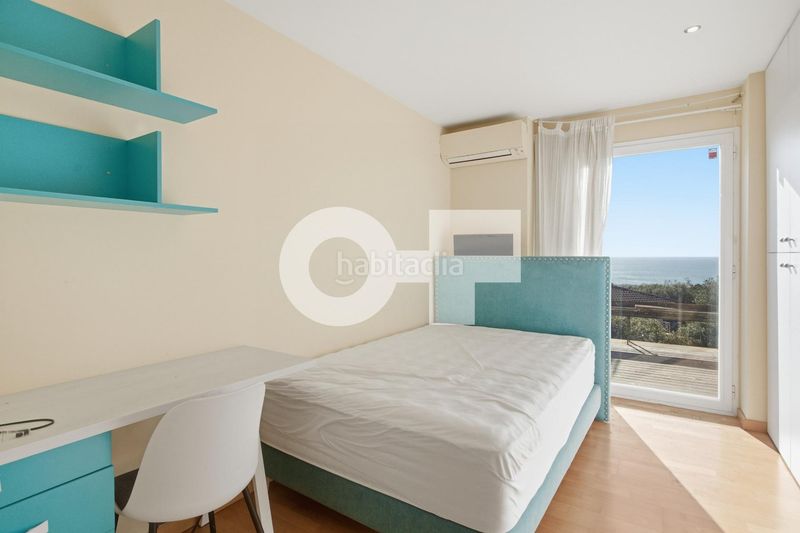 Foto fc3a50da-2fd0-458e-9cbb-5f95354eb84c. Xalet amb calefacció aparcament piscina a Teià