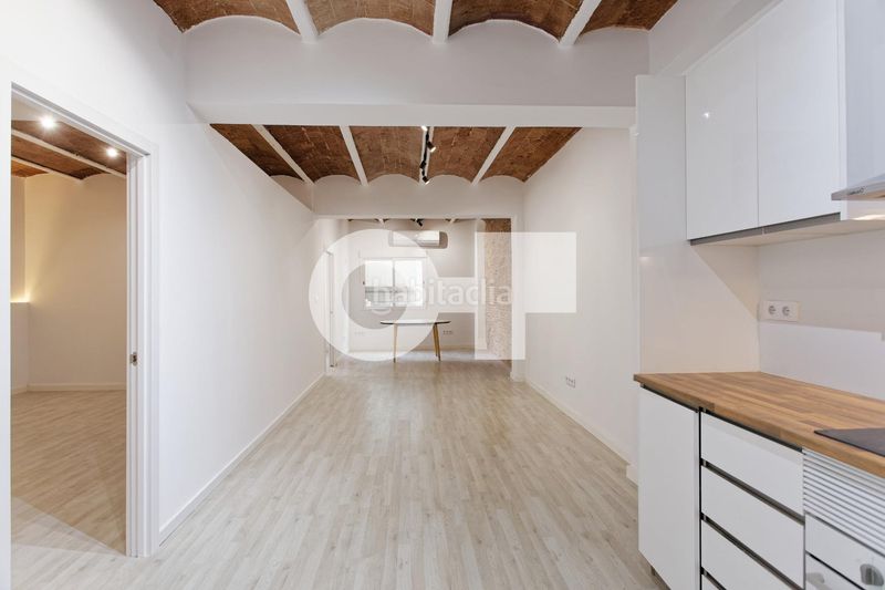 Foto 3bf08dbc-b18d-4883-a4e0-171a81e18723. Apartament a Vila de Gràcia Barcelona