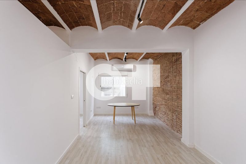 Foto c7b1b0f9-847d-4c21-870d-5b2435c1543e. Apartament a Vila de Gràcia Barcelona