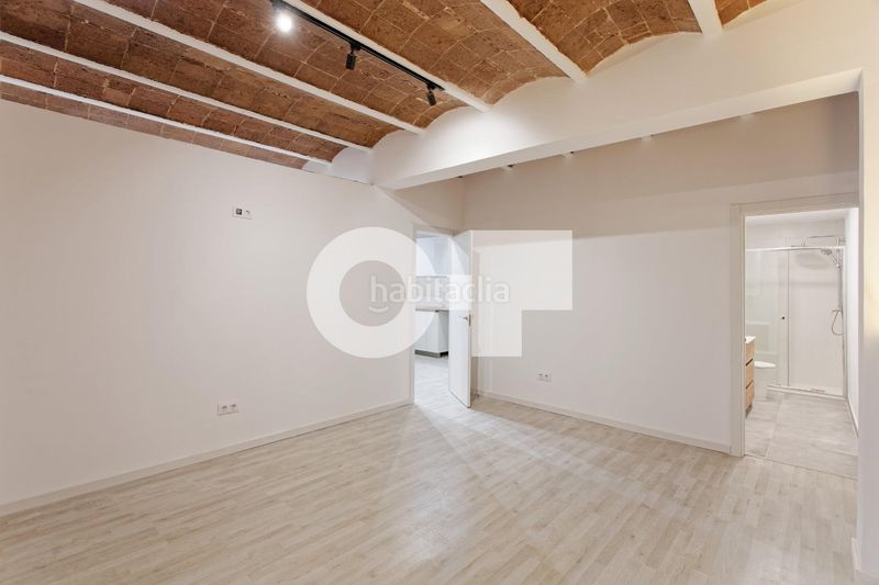 Foto edeececf-eb6d-4333-8fc3-184eccd5b1aa. Apartament a Vila de Gràcia Barcelona