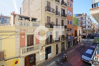 Building  Carrer carrer alcolea