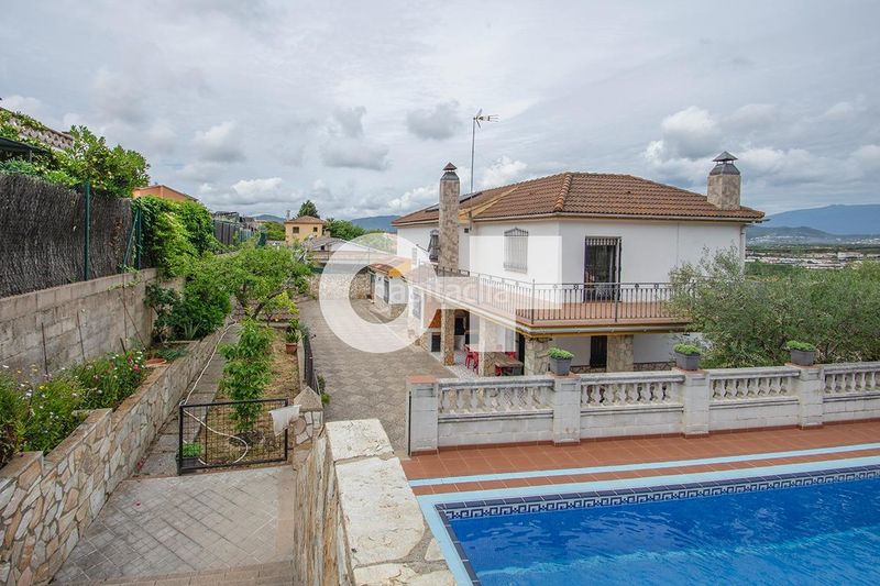 Foto aa338280-ec33-47bb-929d-dcb5fa1a9029. Casa amb calefacció aparcament piscina a Mas Mora-Sant Daniel Tordera
