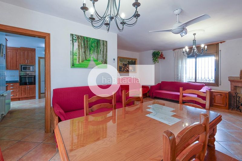 Foto f9ebfd93-a1a1-40e7-99f3-4da36ea0d039. Casa amb calefacció aparcament piscina a Mas Mora-Sant Daniel Tordera