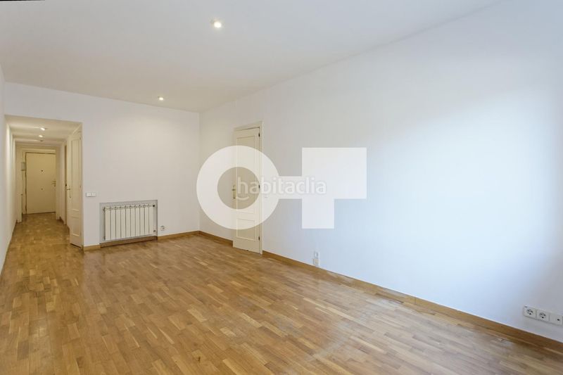 Foto e807f734-9d28-4ca0-9894-fedc99a522c1. Apartament amb calefacció a Putget - Farró Barcelona