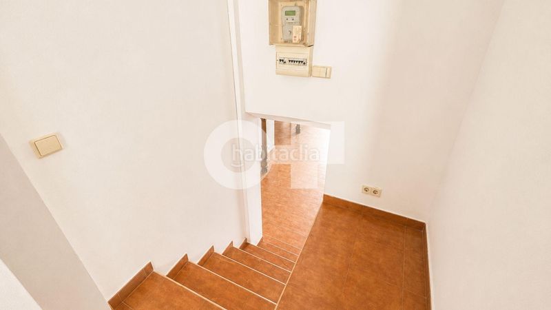 Foto 3178fbfd-cebb-49f7-a8d1-0d095fe789f6. Planta baixa a Hostafrancs Barcelona