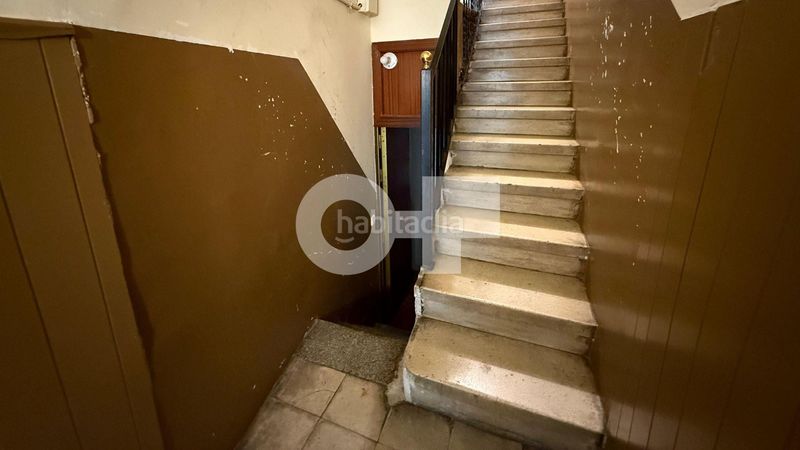Foto 56aac185-662e-46ab-b80d-272af946e93e. Planta baixa a Hostafrancs Barcelona