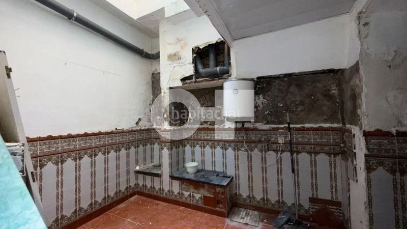 Foto 70c23c04-8987-4ef8-b147-d1cb7b21ab00. Planta baixa a Hostafrancs Barcelona