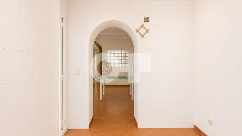 Foto 97211aa7-8a69-4ae0-b529-7bee997bda5c. Planta baixa a Hostafrancs Barcelona