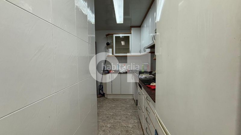 Foto 3f3d7c5e-b448-41ce-ab1e-bfdb3cad7b1e. Pis amb calefacció a Sants Barcelona