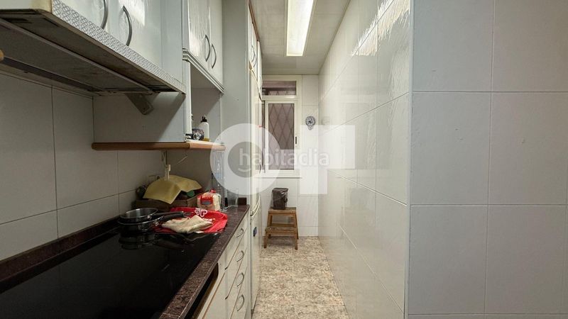Foto b487a259-572a-4756-aae0-14f557791d4f. Pis amb calefacció a Sants Barcelona