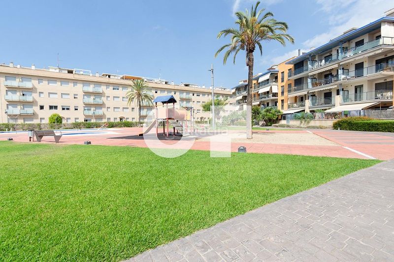 Foto f9150332-f6e4-4bba-bb85-c75880cc3c6e. Planta baixa amb calefacció piscina a Les Salines-Pla de Sant Pere Cubelles