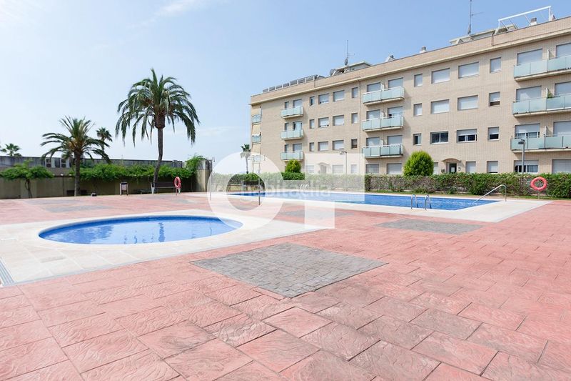 Foto fe198615-eed2-4ab5-895d-5b7068e2848c. Planta baixa amb calefacció piscina a Les Salines-Pla de Sant Pere Cubelles