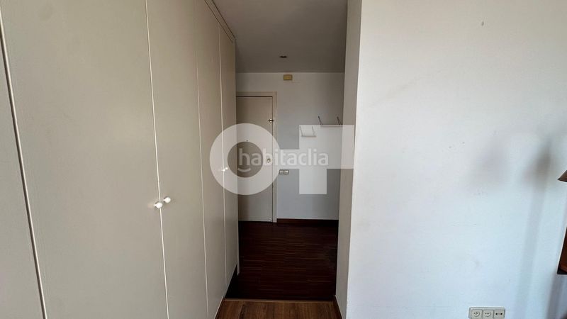 Foto b3ea70ab-c595-4f91-96cf-e89a2a1499c4. Àtic a Putget - Farró Barcelona