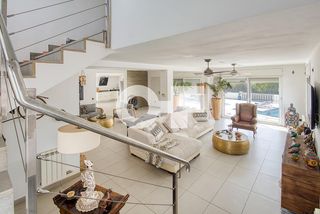 Xalet  Avenida sitges, de (mas alba). Casa en exclusiva de onepro  parcela de 1.000 m2  piscina  jardí