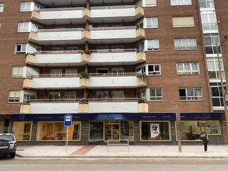 Lloguer Local Comercial a Avenida de la paz 39. Local avenida de la paz