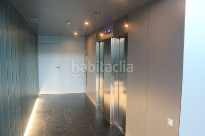 Foto 841f7ddb-7958-428e-b3cf-439b094fb826. Oficina  en venta . en Aranguren