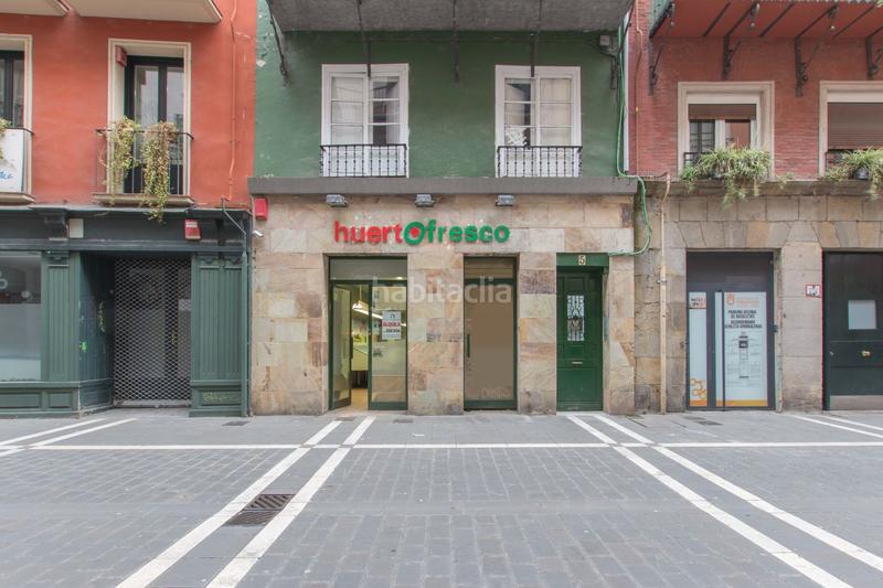 Foto b4617688-8aa1-4d42-89b1-32a3a3ad07e6. Alquiler local comercial en san antón 5 local en alquiler en Casco Antiguo. en Pamplona / Iruña