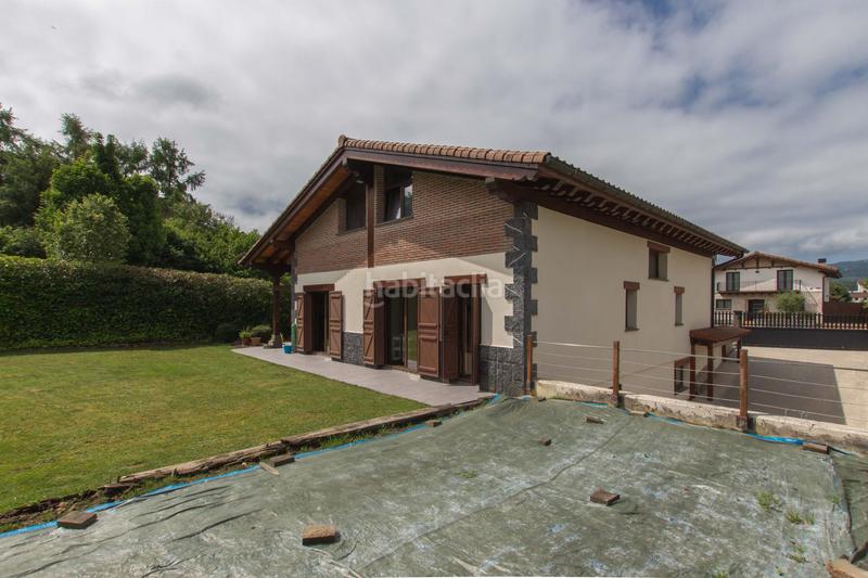 Foto 7e7645d4-106f-4fdc-b9e5-c7471521c843. Casa  en venta , 4 dormitorios. en Lekunberri