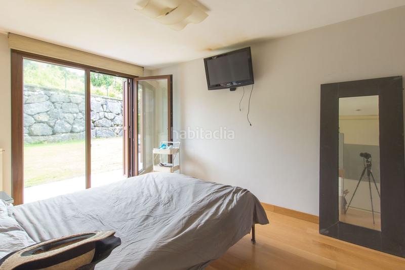 Foto ed5afd43-8f4b-4772-8b3f-c5fb7ca9ab44. Casa  en venta , 4 dormitorios. en Lekunberri