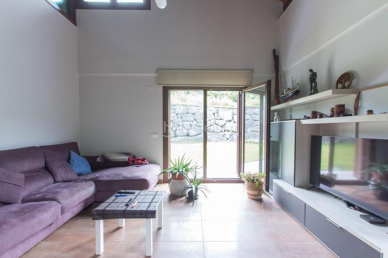 Foto f885c807-37d5-441d-9d00-0397d3323a99. Casa  en venta , 4 dormitorios. en Lekunberri