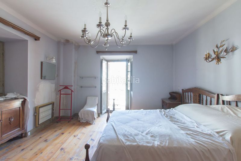 Foto 0825fb6c-5d37-47a1-9f23-ed16461b3df6. Casa amb calefacció a Ochagavía