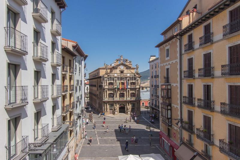 Foto 00032385-3415-4aa0-b5b0-eaac04fee2b3. Location appartement avec chauffage dans Casco Antiguo Pamplona / Iruña