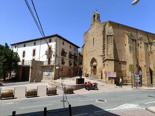 Etagenwohnung  Trece de septiembre. Piso en venta en san martin de unx, 3 dormitorios.