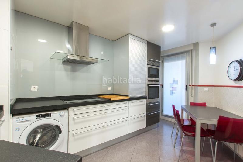 Foto 1a6099e6-bdb0-4589-a461-7d20279abbe3. Pis amb calefacció aparcament a Rochapea Pamplona / Iruña