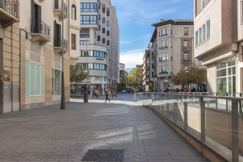 Foto 2eb5763f-b3d2-4819-aa3c-69ad1f31d50e. Miete etagenwohnung mit heizung in Primer Ensanche Pamplona / Iruña