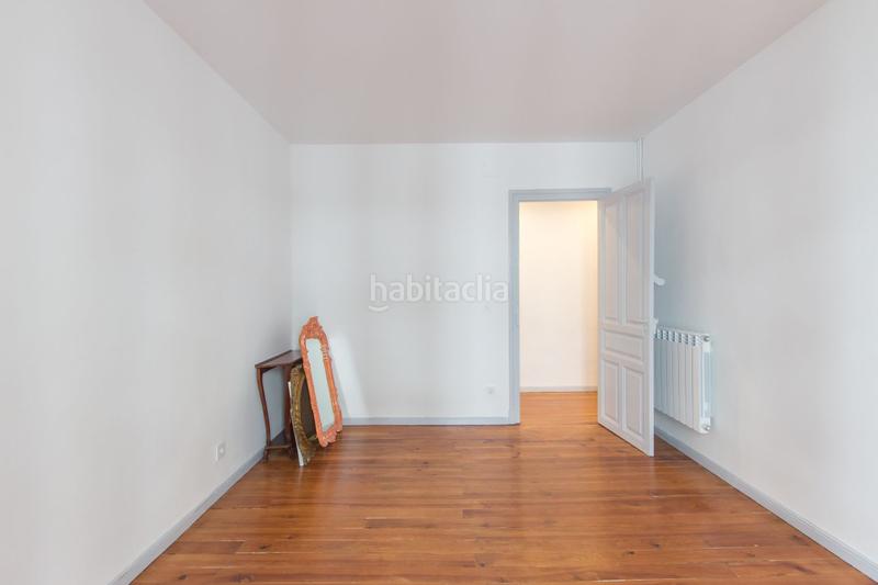 Foto d301753e-fc8e-4bf1-8792-573489949038. Miete etagenwohnung mit heizung in Primer Ensanche Pamplona / Iruña