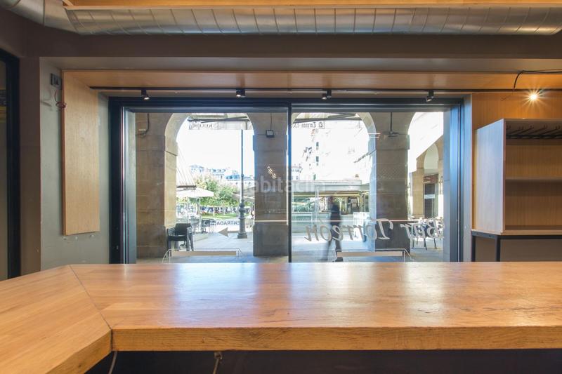 Foto d274794a-facd-49ae-8906-be087345dd50. Local comercial a Casco Antiguo Pamplona / Iruña