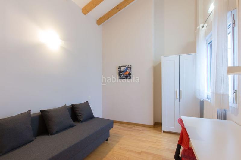 Foto ca4a8204-172e-45d9-b3b1-8415970b3620. Rent duplex with heating in Casco Antiguo Pamplona / Iruña