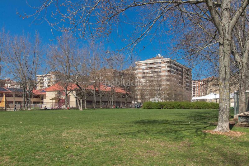 Foto 40084f0e-b825-4f31-8695-10dd70a8dd90. Piso  en venta en Iturrama, 3 dormitorios. en Pamplona / Iruña