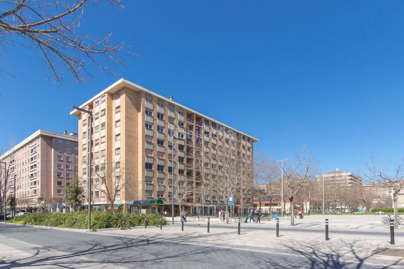 Foto 99a3f7c7-2df9-454d-867a-b97b7e0ce767. Piso  en venta en Iturrama, 3 dormitorios. en Pamplona / Iruña