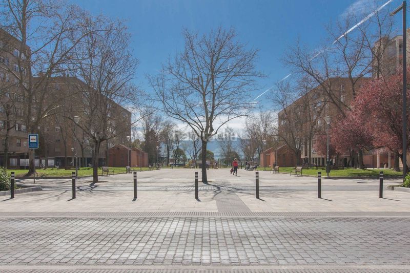Foto ebe8af78-7a0d-4f85-81a0-7c16db4ef1b1. Piso  en venta en Iturrama, 3 dormitorios. en Pamplona / Iruña