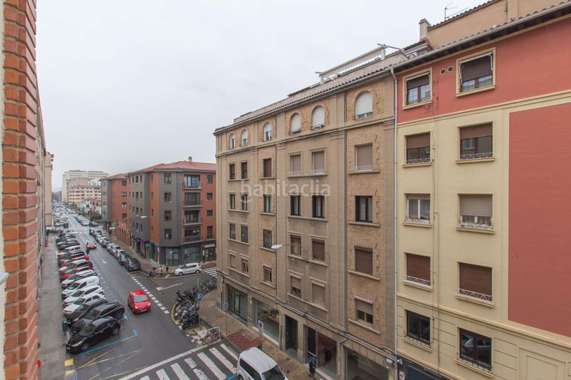 Foto 6a38d5c8-1817-47f9-9882-af18c2d3cb4a. Pis amb calefacció a Segundo Ensanche Pamplona / Iruña