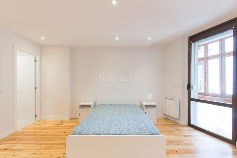 Foto f66e39a9-952c-4850-b147-f864fc2c12c0. Piso  en venta en Casco Antiguo, 1 dormitorio. en Pamplona / Iruña