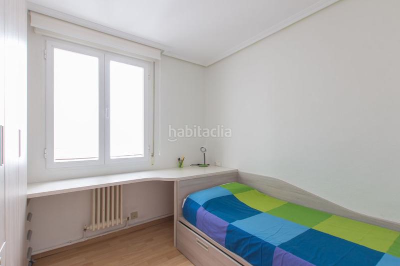 Foto 02bd047a-af63-42eb-923f-20769628004a. Alquiler piso  en alquiler en ensanche, 3 dormitorios. en Pamplona / Iruña