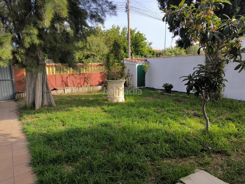 Foto 42ac8d6a-398f-4e12-97ee-f54bd22618d4. Chalet avec chauffage piscine dans Los Gallos Chiclana de la Frontera