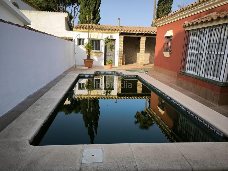 Foto 57d3a8b6-e738-4d4f-bff5-42607e7e2ded. Chalet avec chauffage piscine dans Los Gallos Chiclana de la Frontera