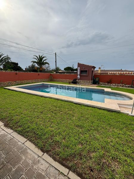 Foto f22edeaa-a445-44b4-a802-f1d38f339509. Xalet amb calefacció piscina a Las Lagunas - Campano Chiclana de la Frontera