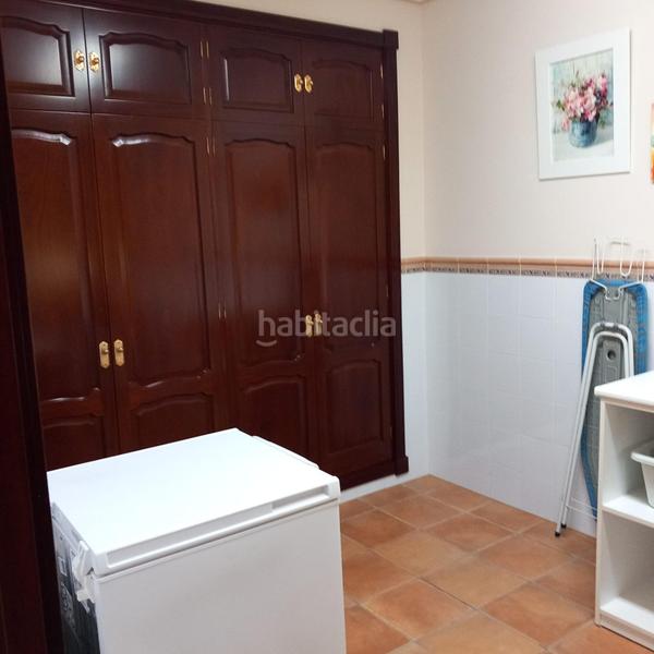 Foto 2d57905f-ae55-4ed2-afcf-0a0c12f9e189. Chalet with heating parking pool in Las Lagunas - Campano Chiclana de la Frontera