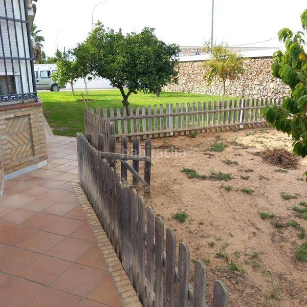 Foto 5d9c3648-9f06-4a21-b367-0d1fd389068e. Chalet with heating parking pool in Las Lagunas - Campano Chiclana de la Frontera