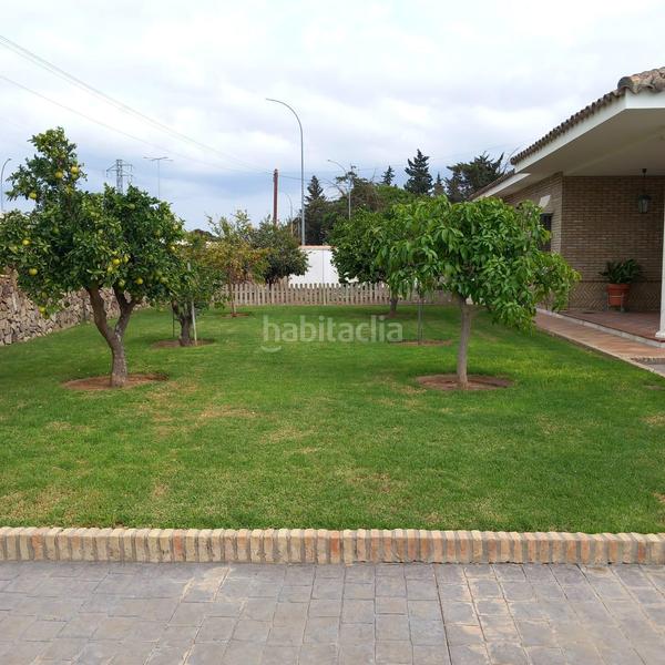 Foto 7c3824ed-53fc-405b-976c-fac743da4bff. Chalet with heating parking pool in Las Lagunas - Campano Chiclana de la Frontera
