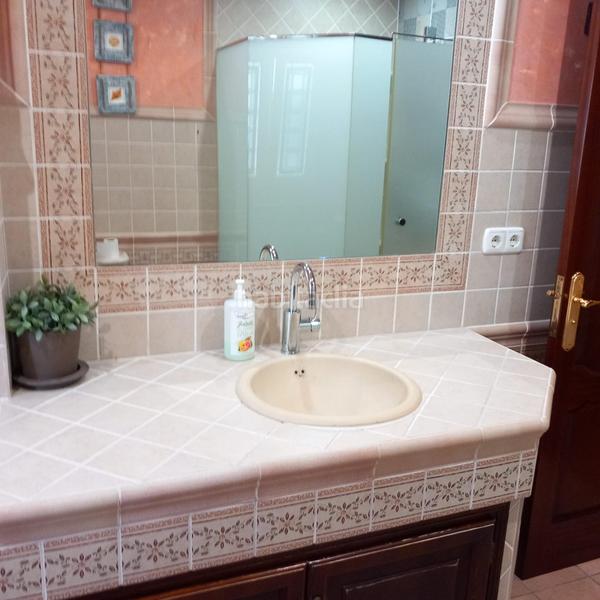 Foto b9e1f9d1-cef7-4f6e-92e9-eee1209a43b5. Chalet with heating parking pool in Las Lagunas - Campano Chiclana de la Frontera