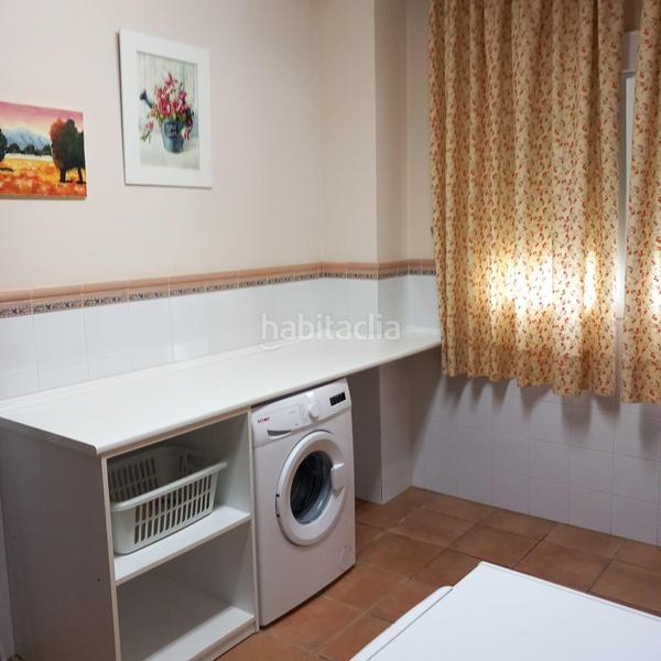 Foto c052b0f2-5c75-41d5-bf14-b1b066935bb0. Chalet with heating parking pool in Las Lagunas - Campano Chiclana de la Frontera