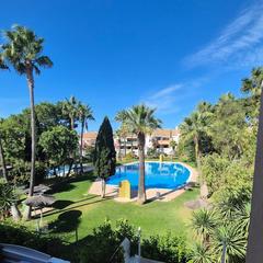 Appartement à Los Gallos. Apartamento aldea del coto