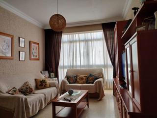 Maison à Núcleo urbano. Casa en zona mayorazgo